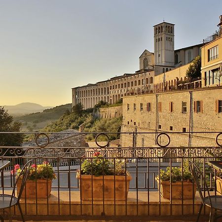 Hotel Windsor Savoia Asís Exterior foto