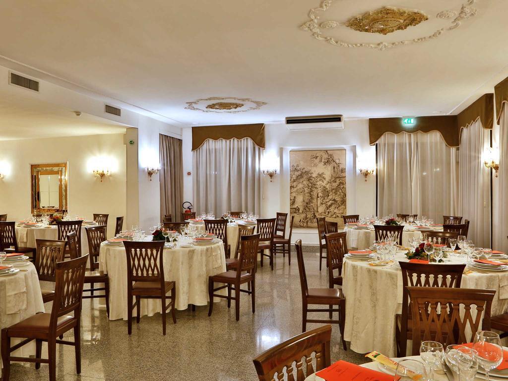 Hotel Windsor Savoia Asís Exterior foto